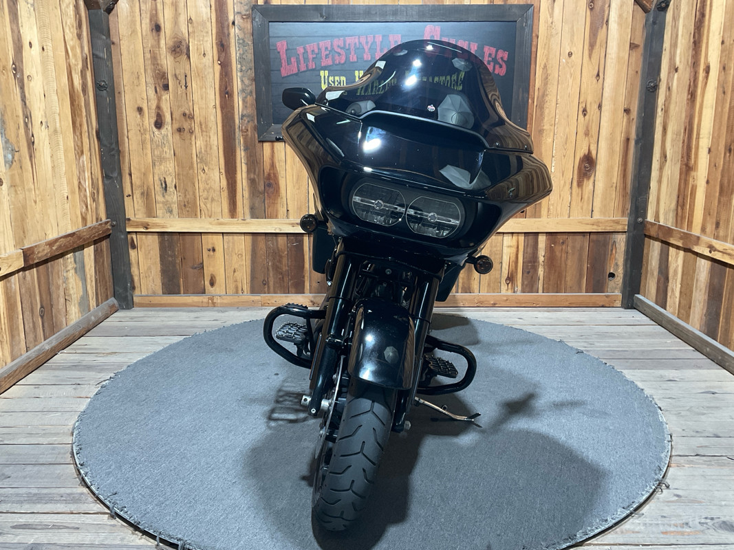 Road Glide®