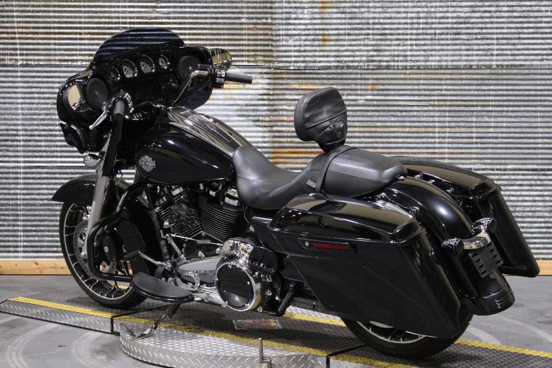 Street Glide® Special