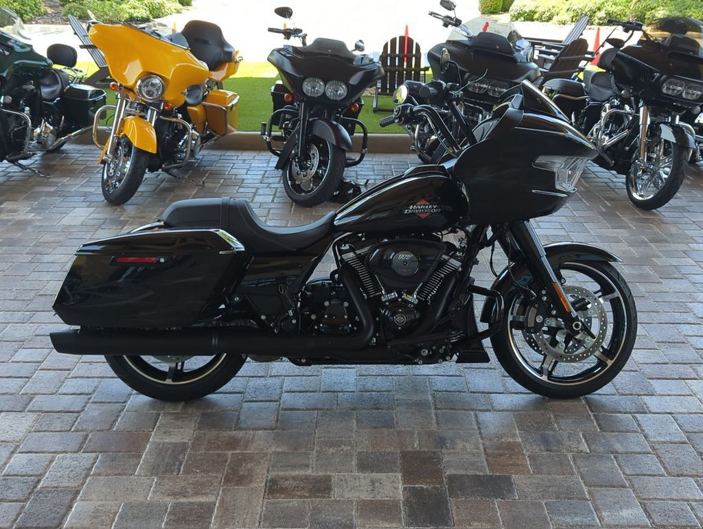 Road Glide®