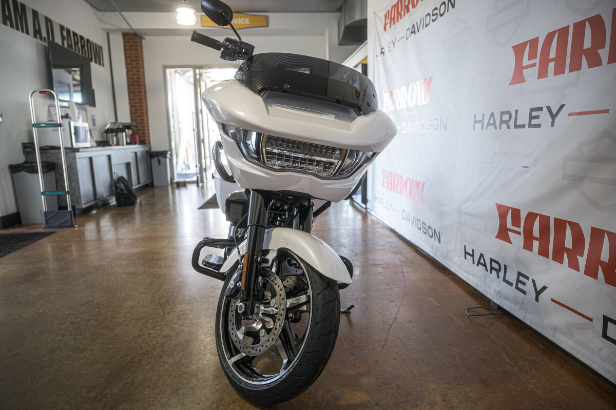 Road Glide®