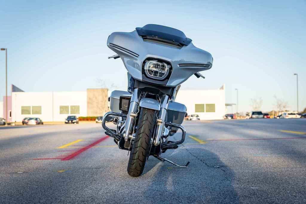 Street Glide®