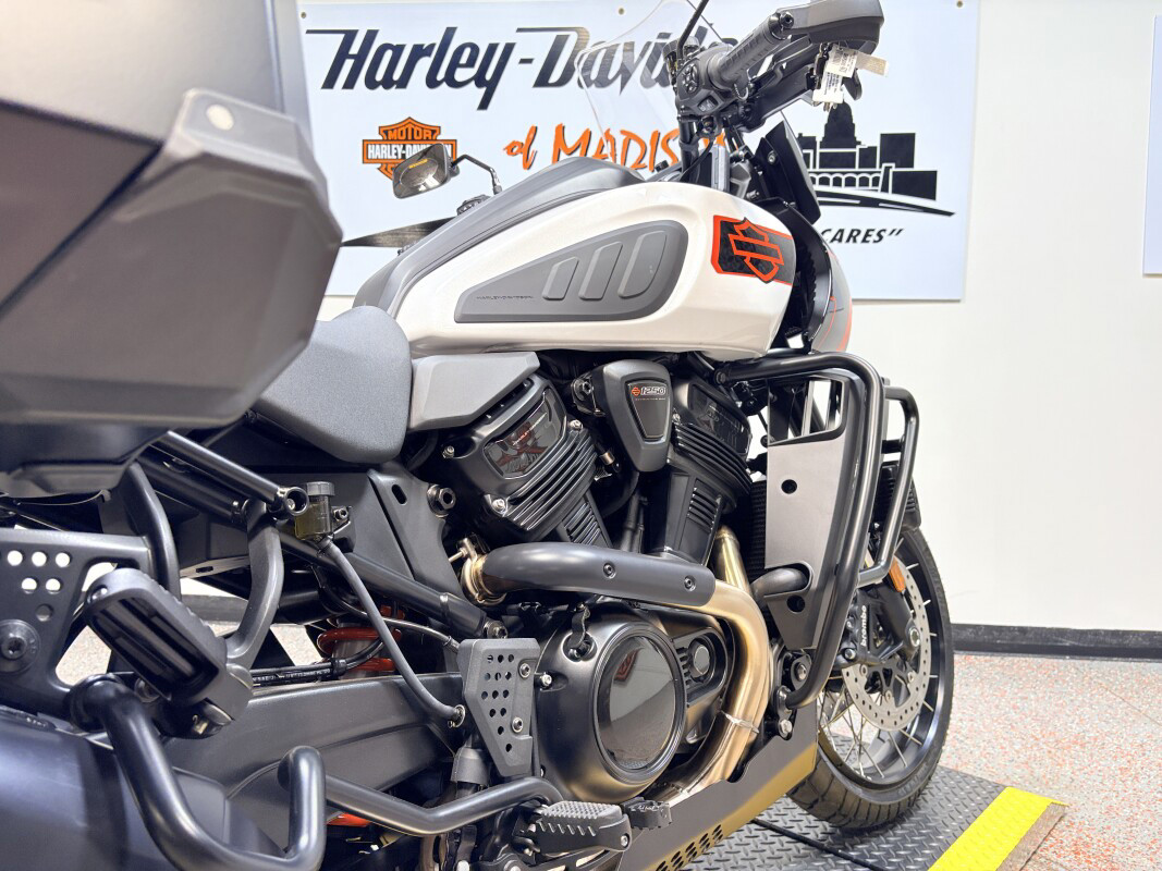 Pan America® 1250 Limited