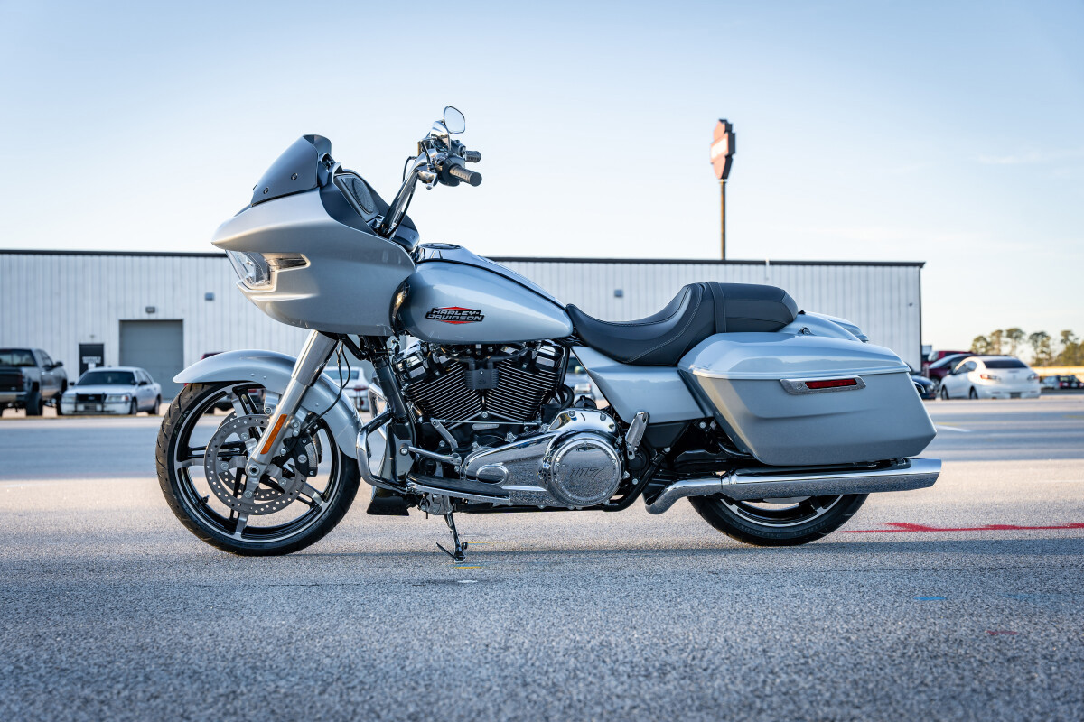 Road Glide®