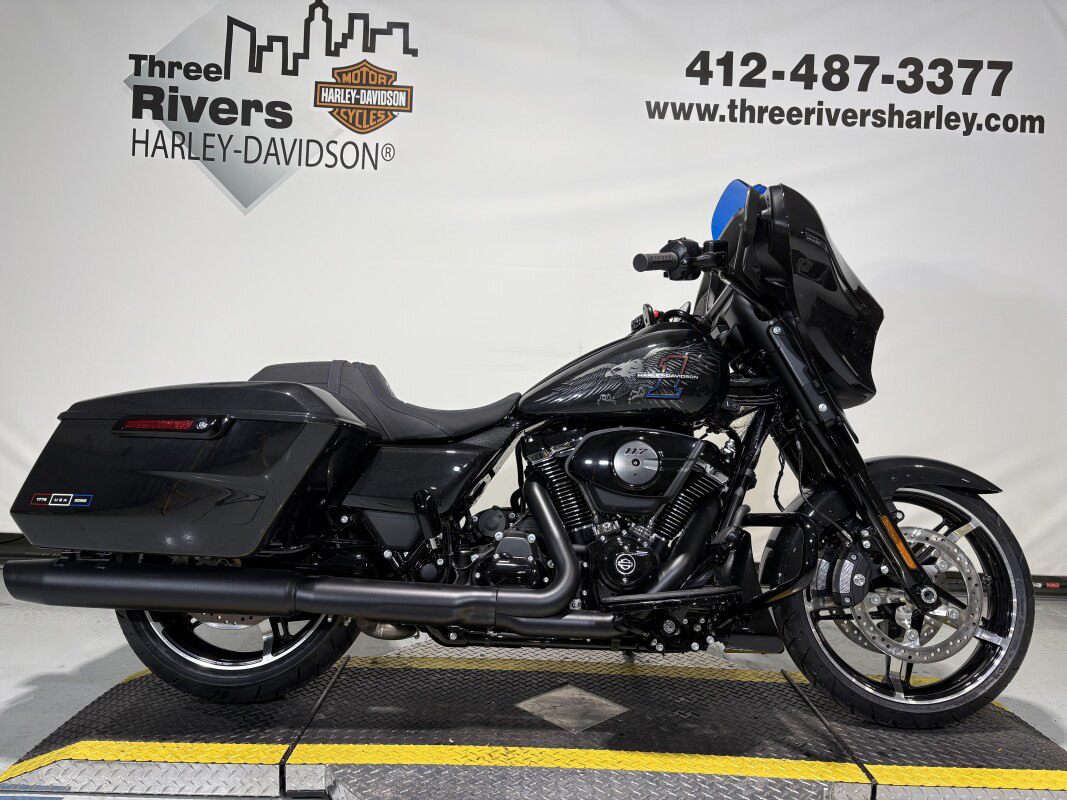 Street Glide®