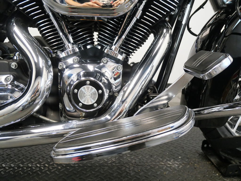 Road Glide® Custom