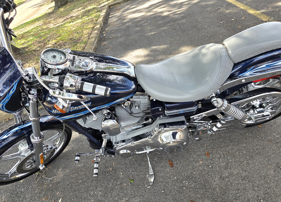 Dyna® Wide Glide® 3