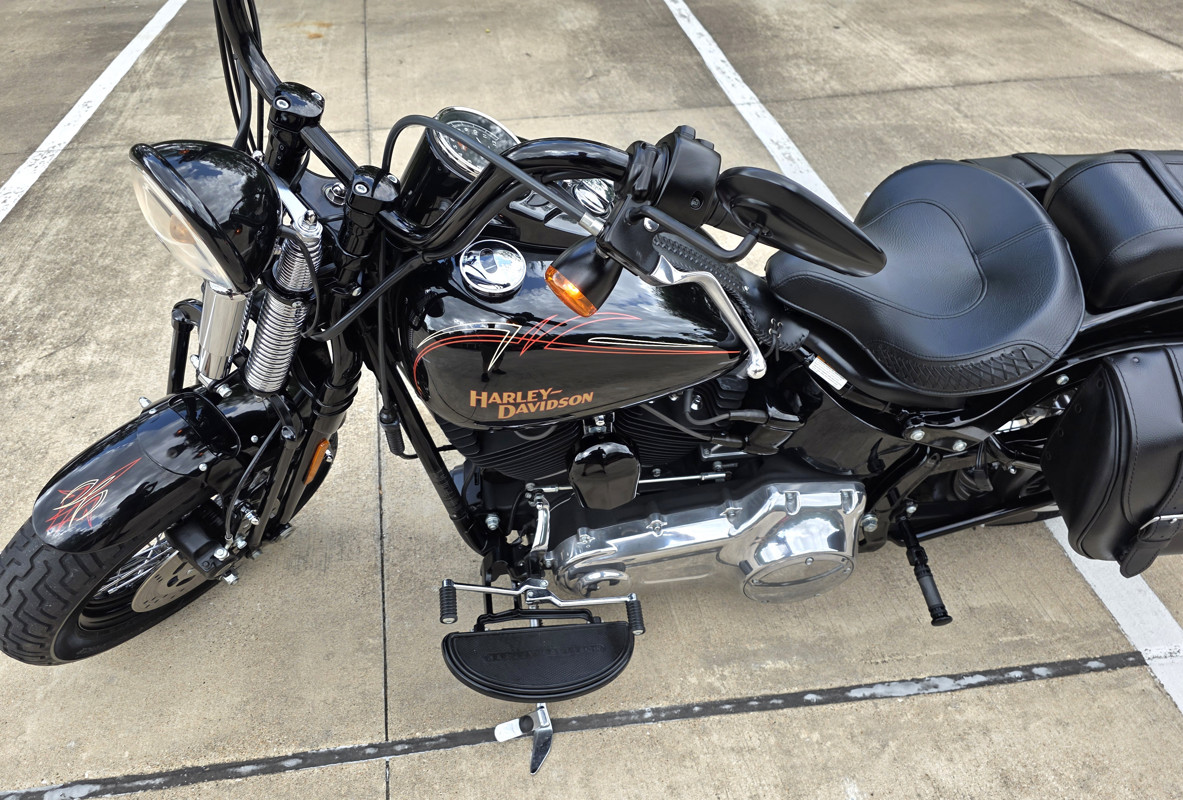 Softail® Cross Bones®