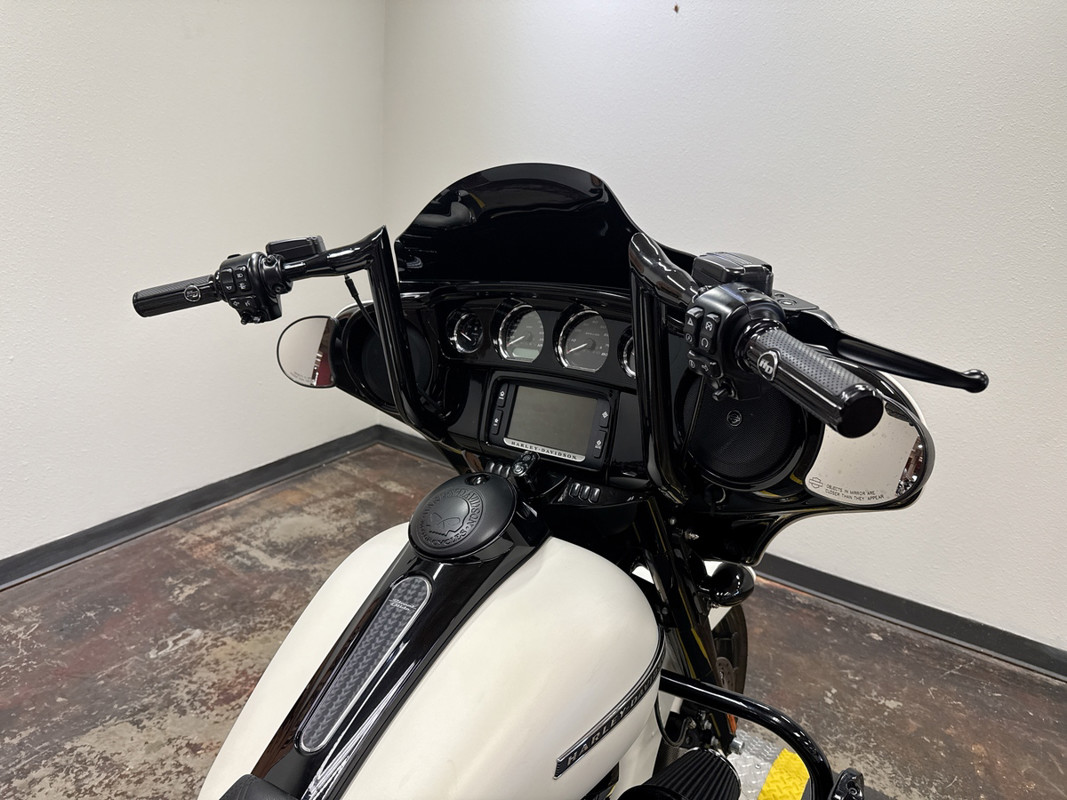 Street Glide® Special