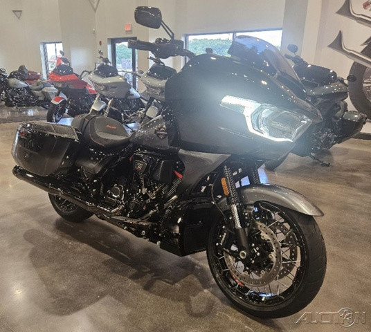CVO® Road Glide®