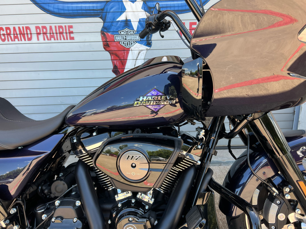 Road Glide®