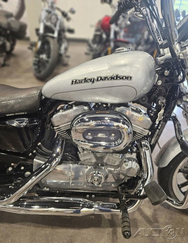 Sportster® SuperLow®