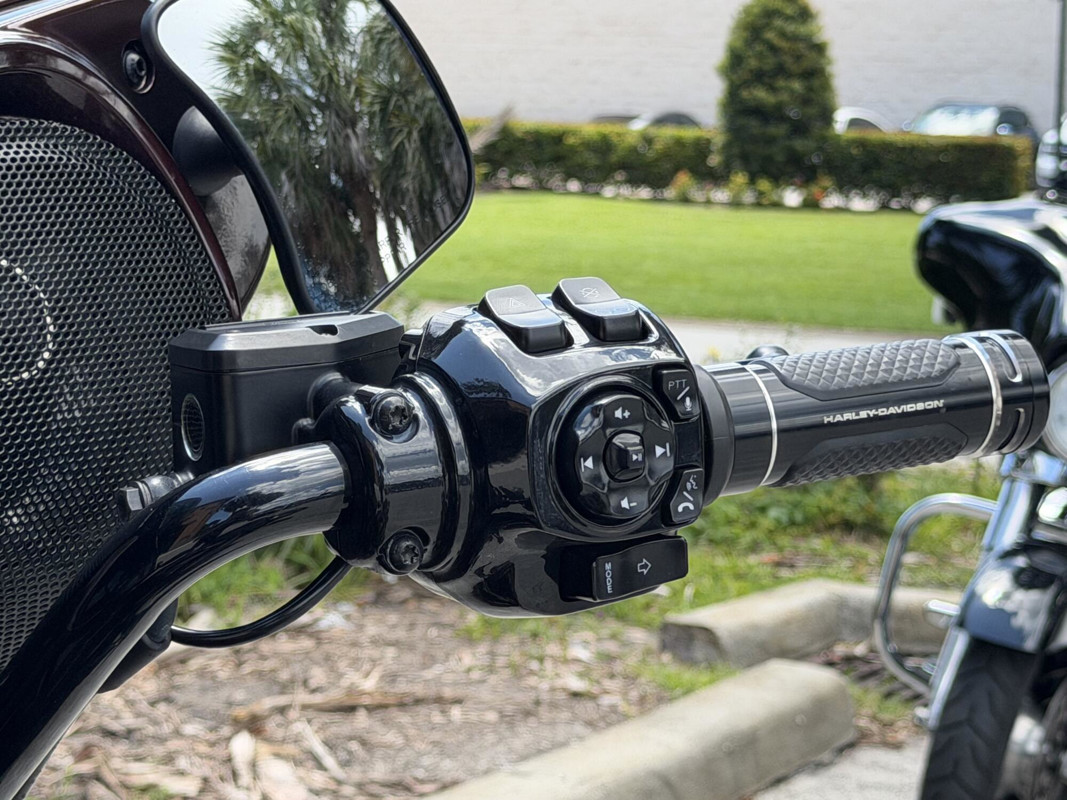CVO® Street Glide®