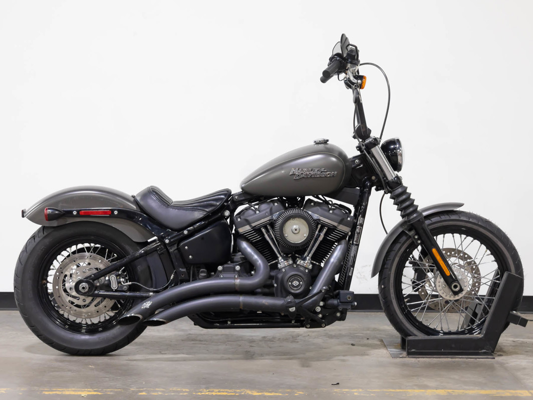 Softail® Street Bob®
