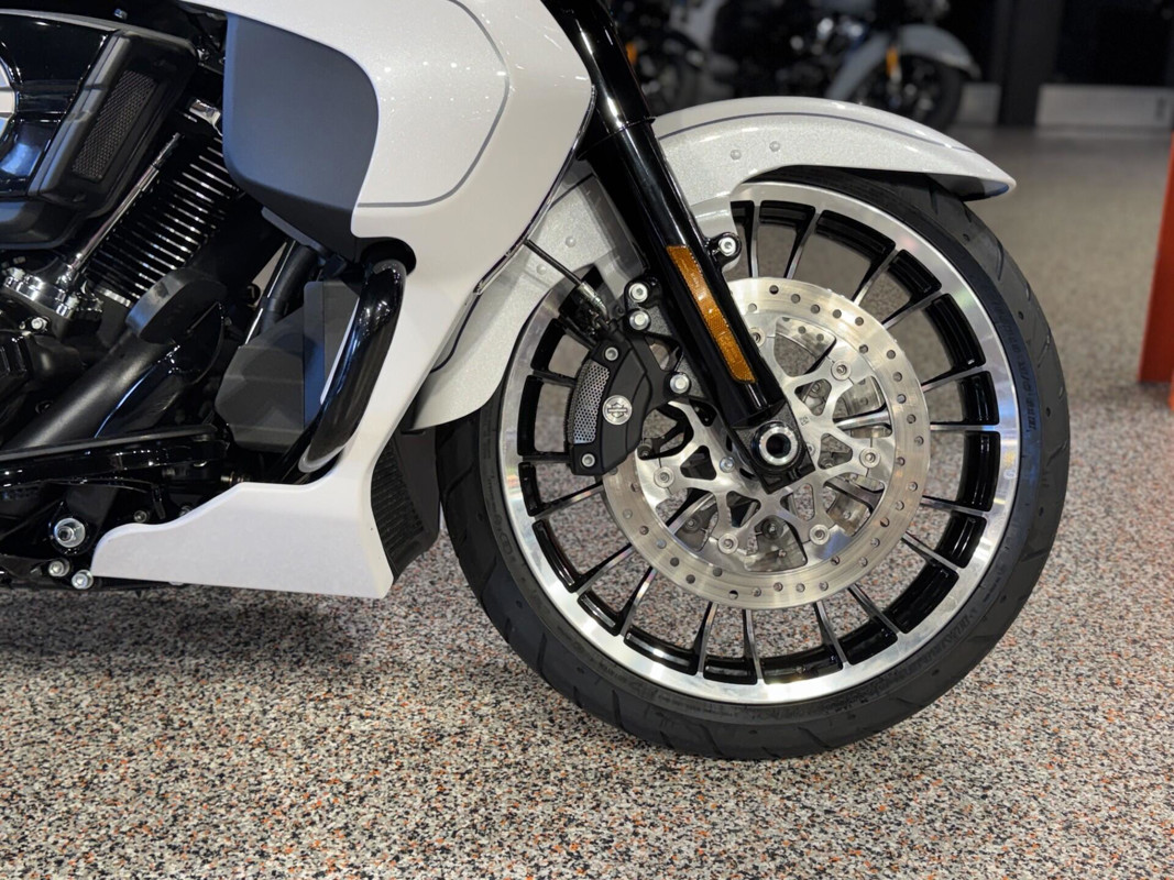 Street Glide® Limited