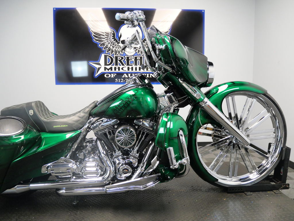 Street Glide®