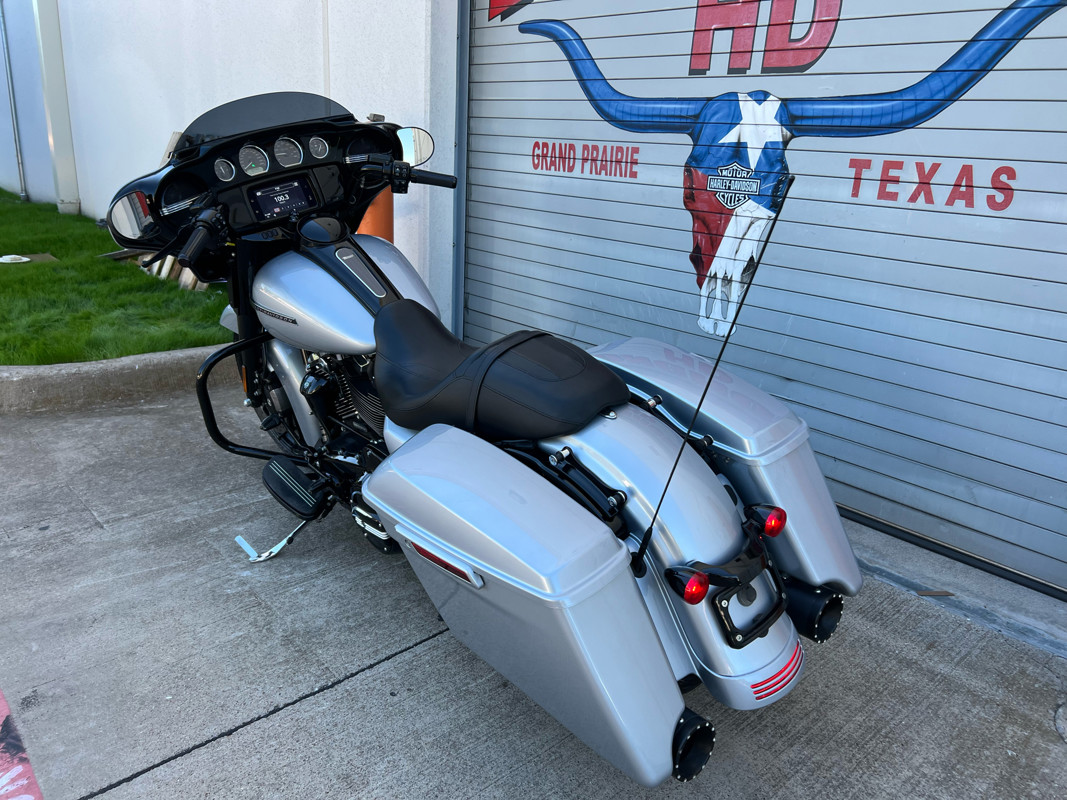 Street Glide® Special