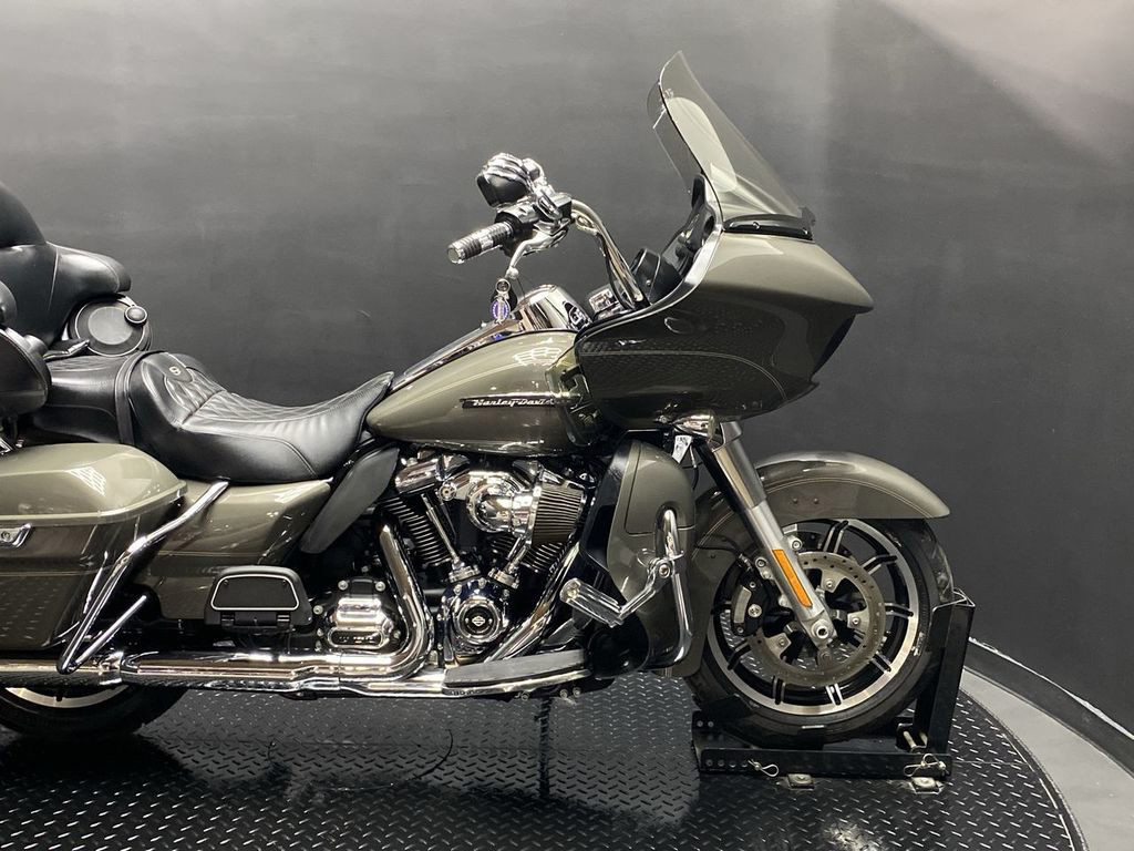 Road Glide® Ultra