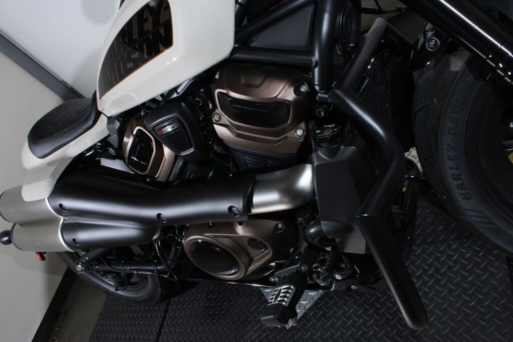 Sportster® S