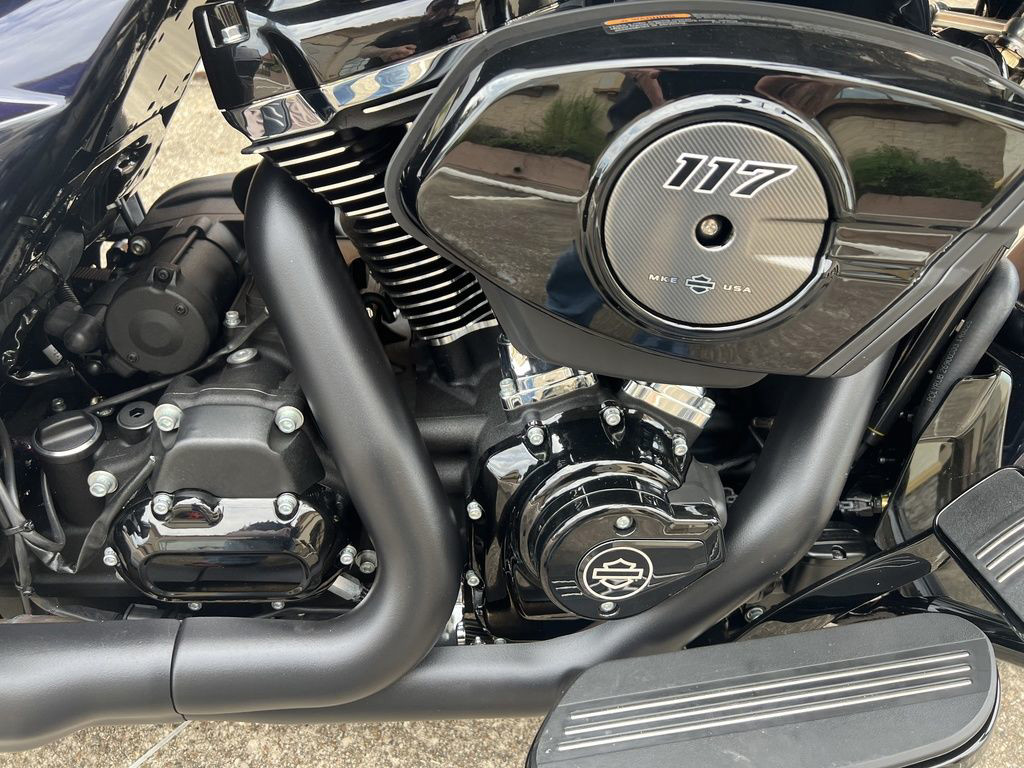 Street Glide®