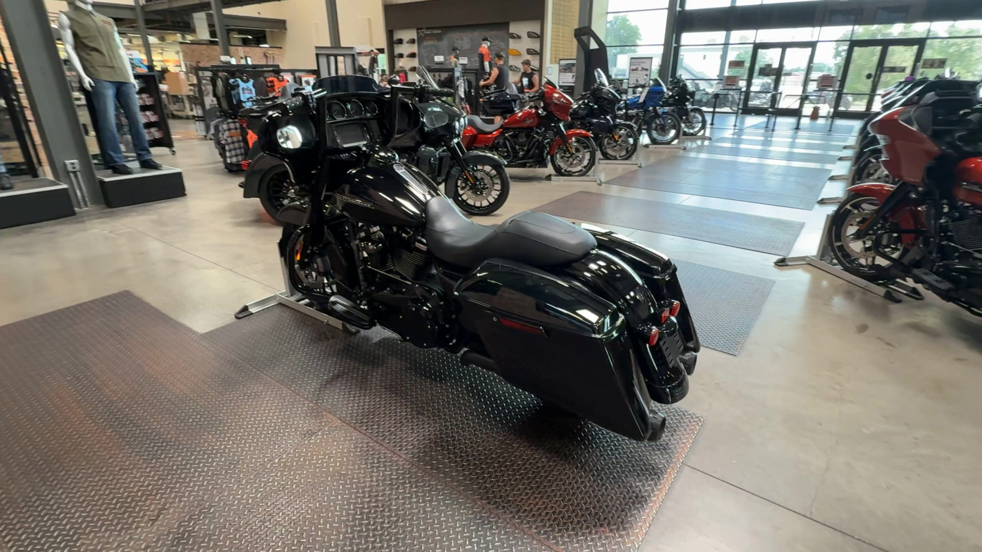 Street Glide® Special
