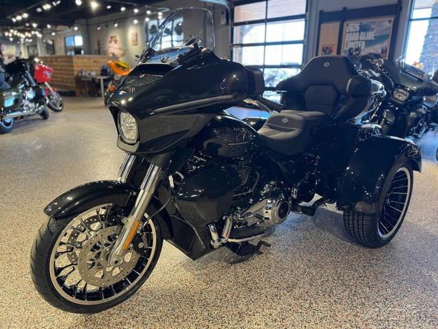 Street Glide® 3 Limited