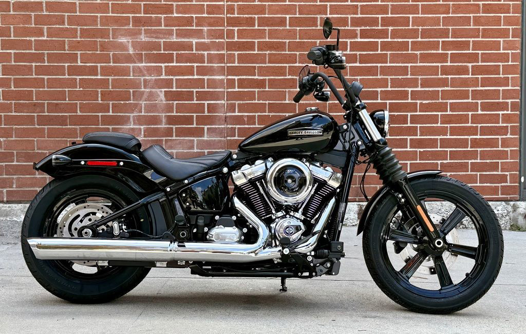 Street Bob®