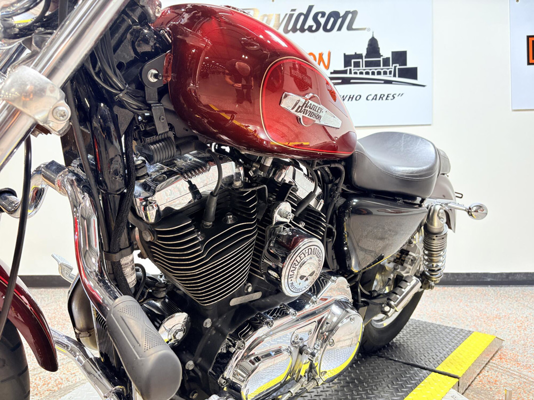 Sportster® 1200 Custom