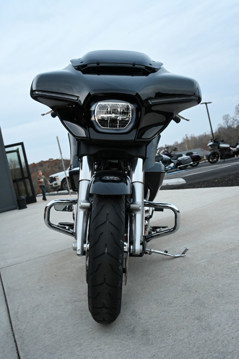 Street Glide®