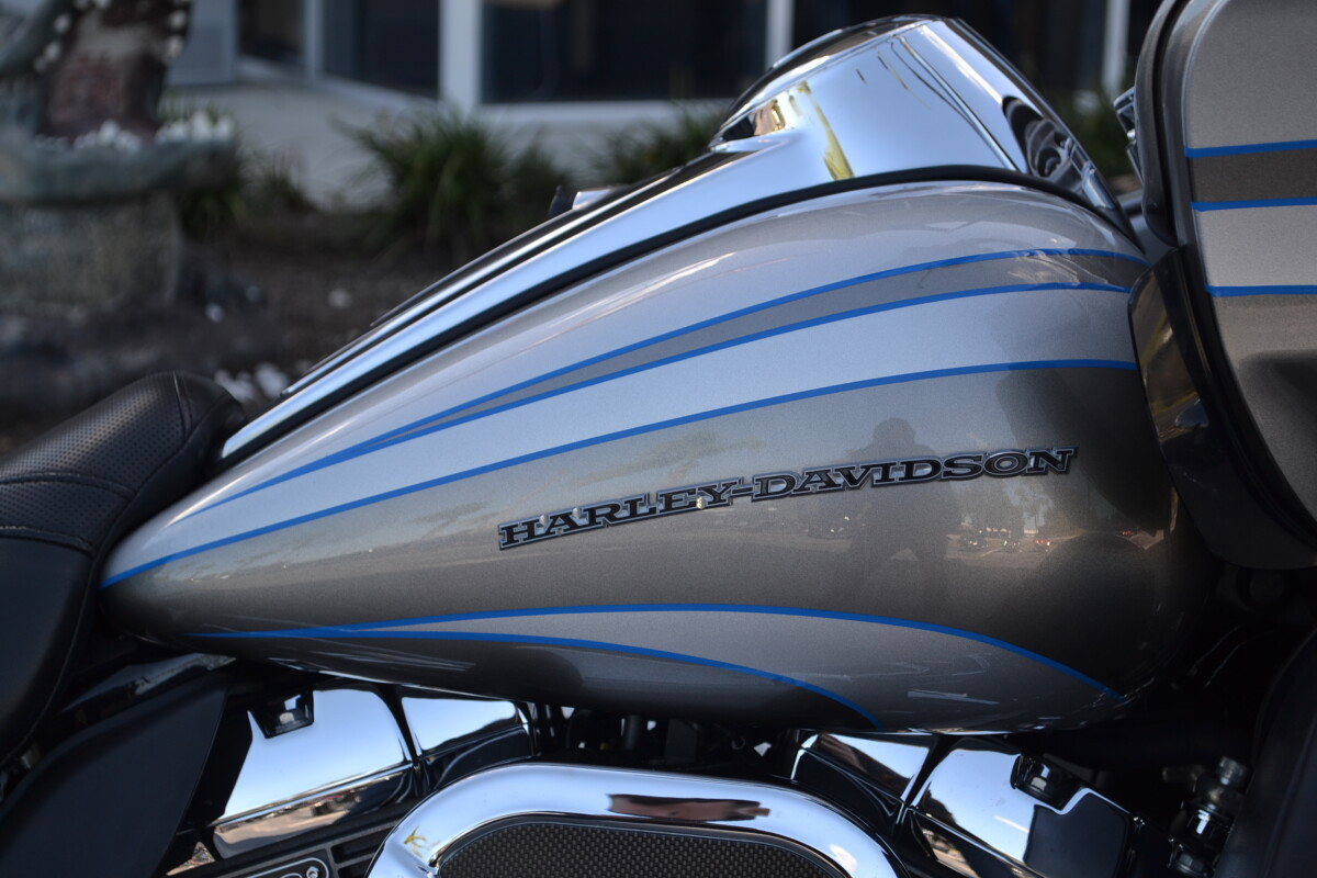 CVO® Road Glide® Ultra