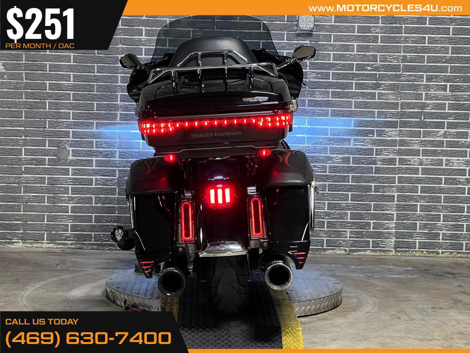 Electra Glide® Ultra Limited® Low