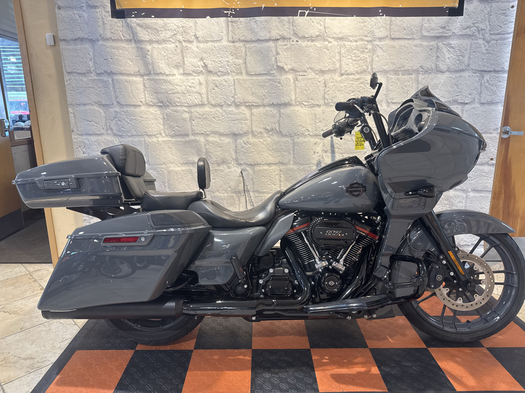 CVO® Road Glide®