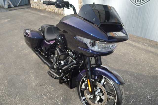 Road Glide®