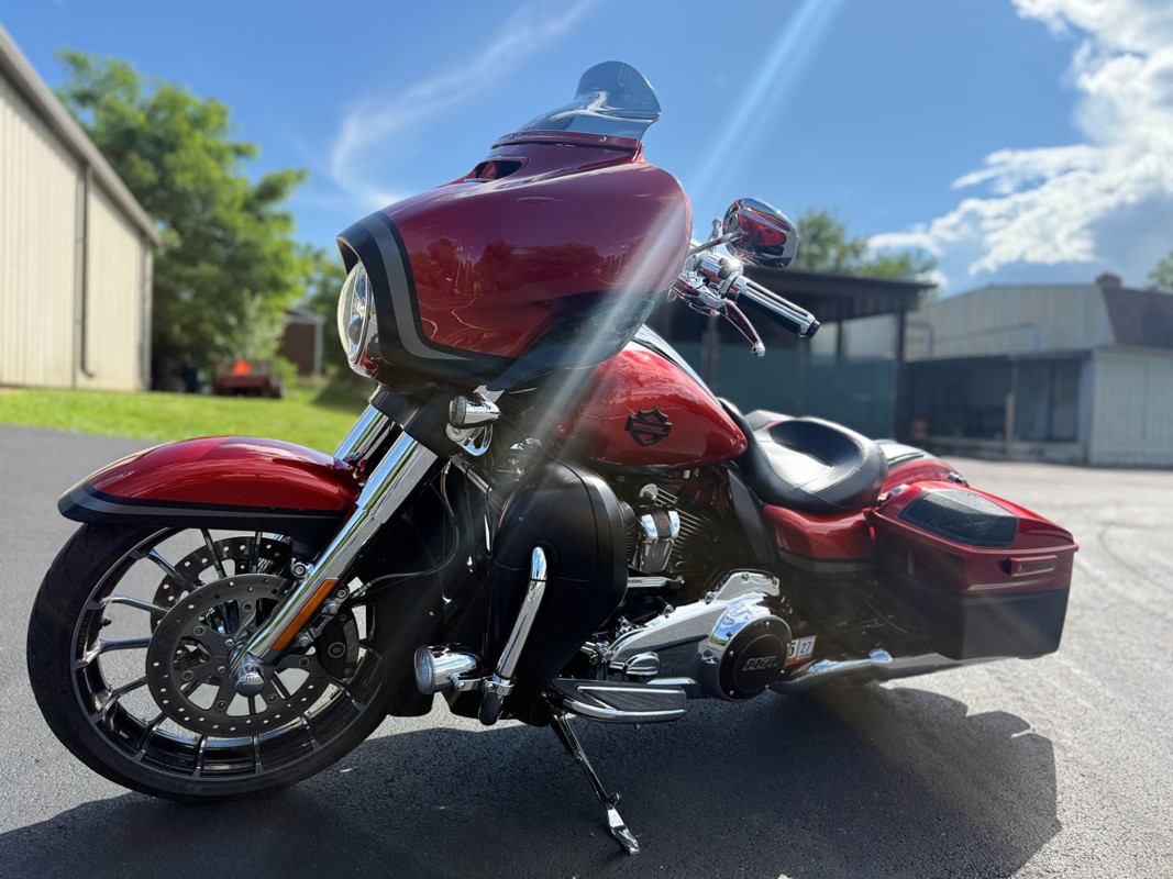 CVO® Street Glide®
