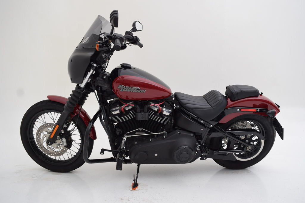 Street Bob®