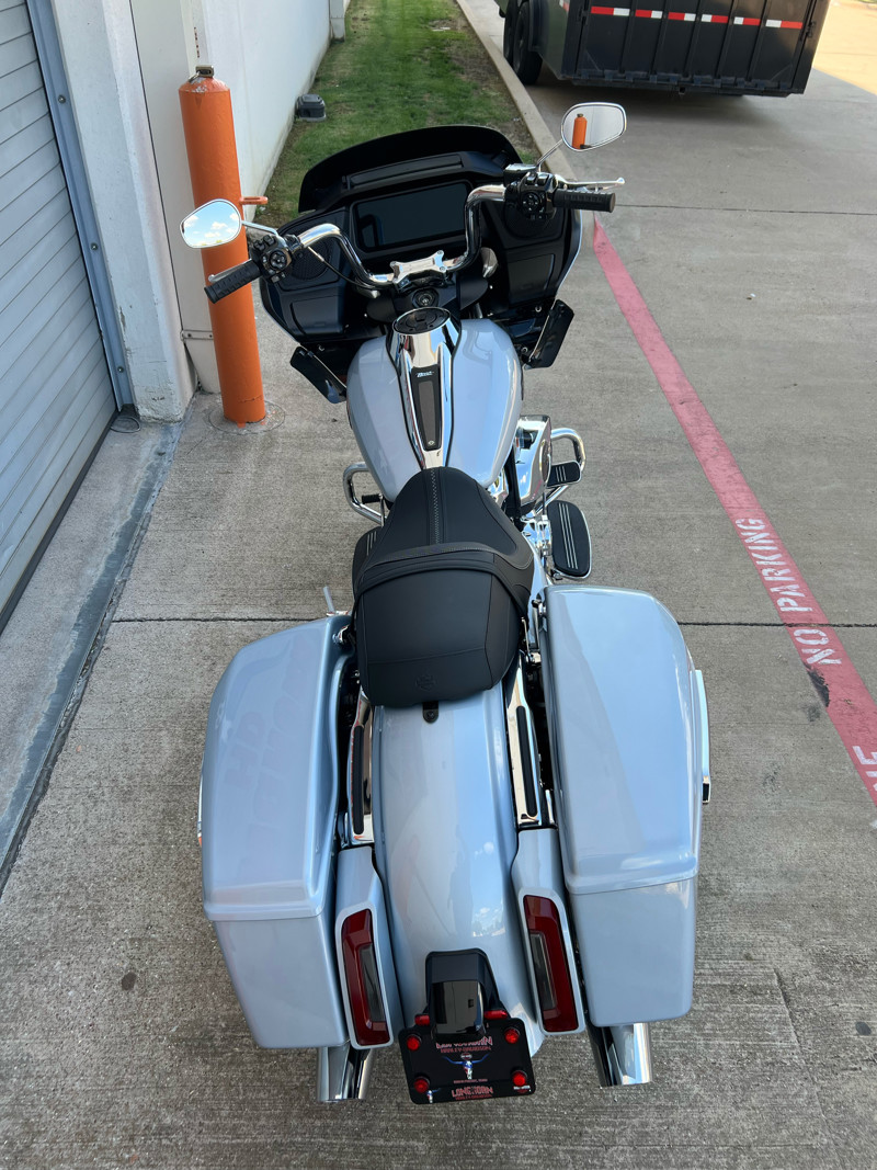 Road Glide®