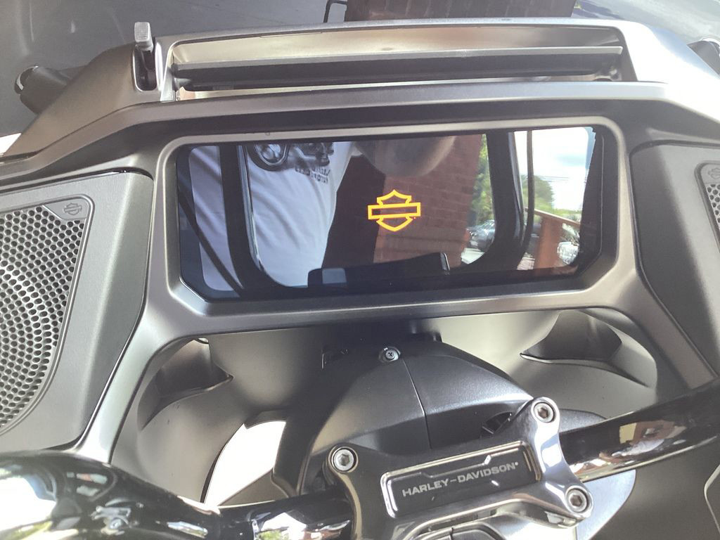 Road Glide®