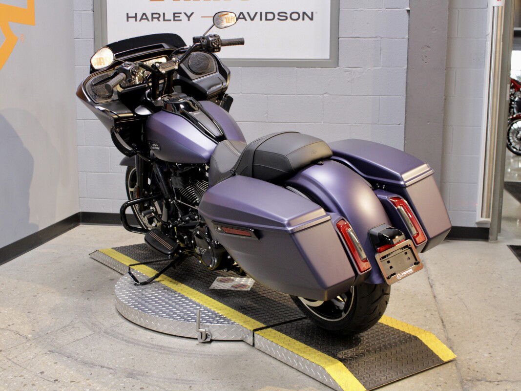 Road Glide®