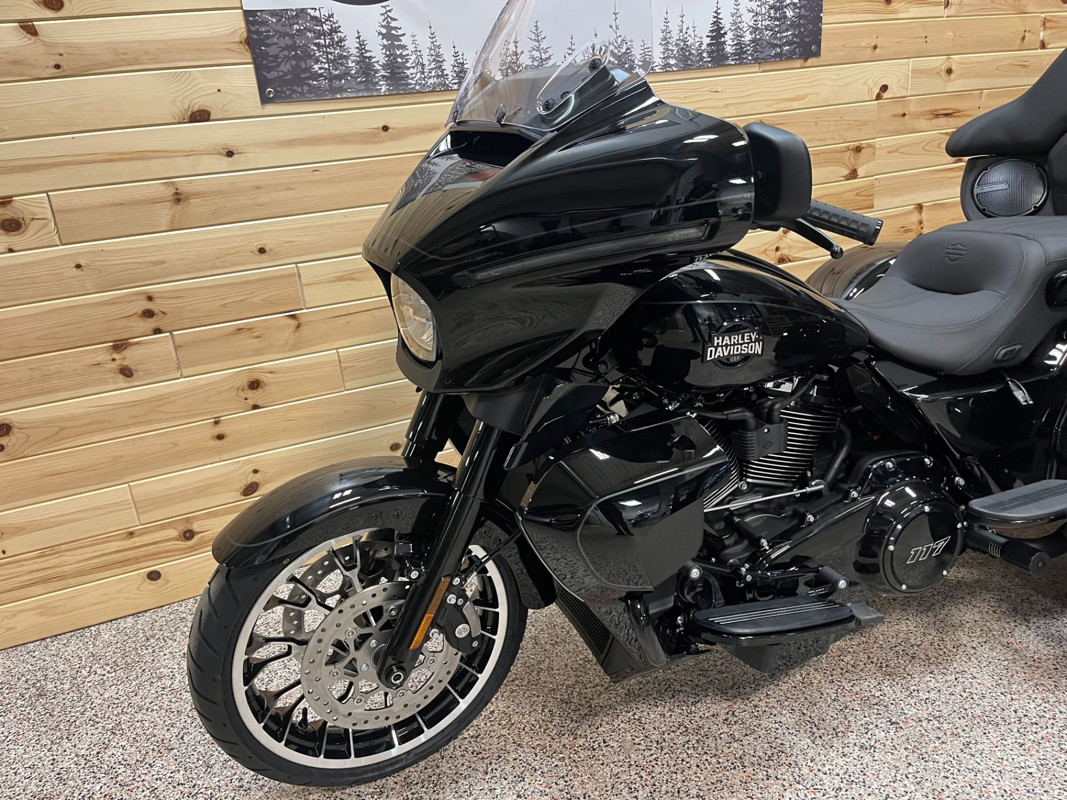 Street Glide® 3 Limited