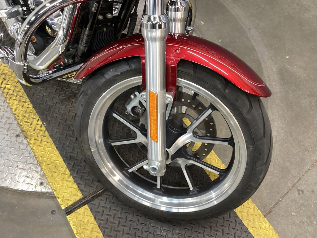 Sportster® SuperLow® 1200T