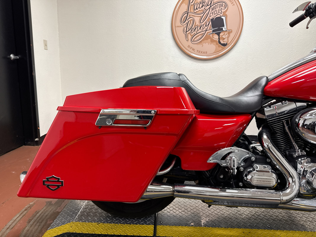 Road Glide® Custom