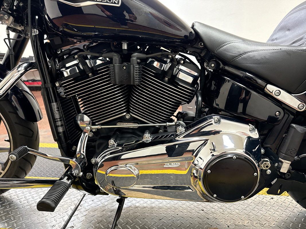 Softail® Sport Glide®