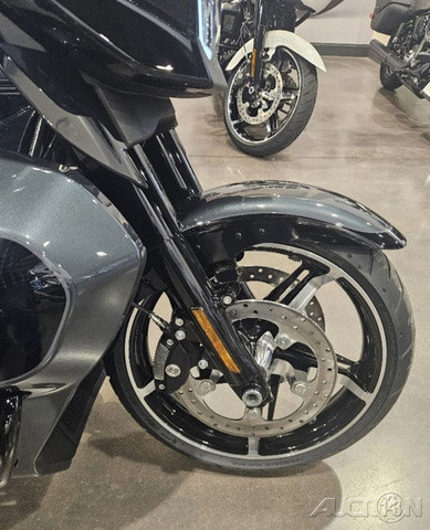 Street Glide® Ultra