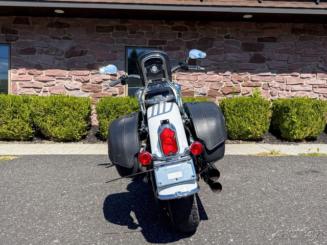 Softail® Deluxe