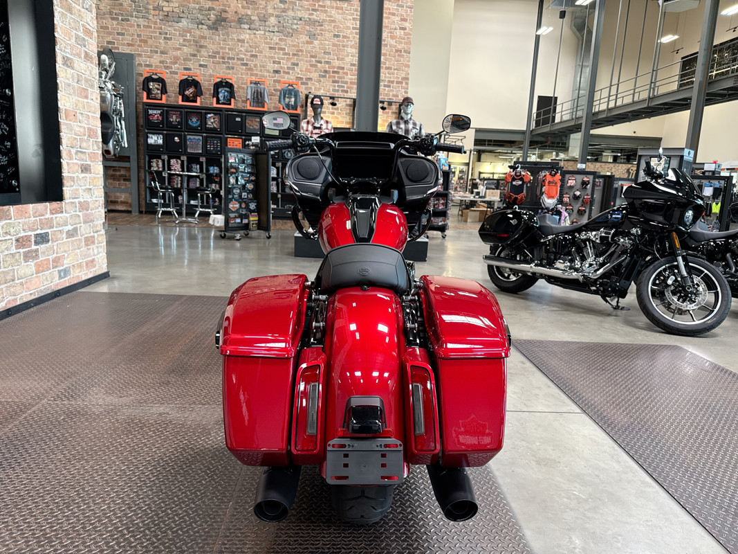 Road Glide®
