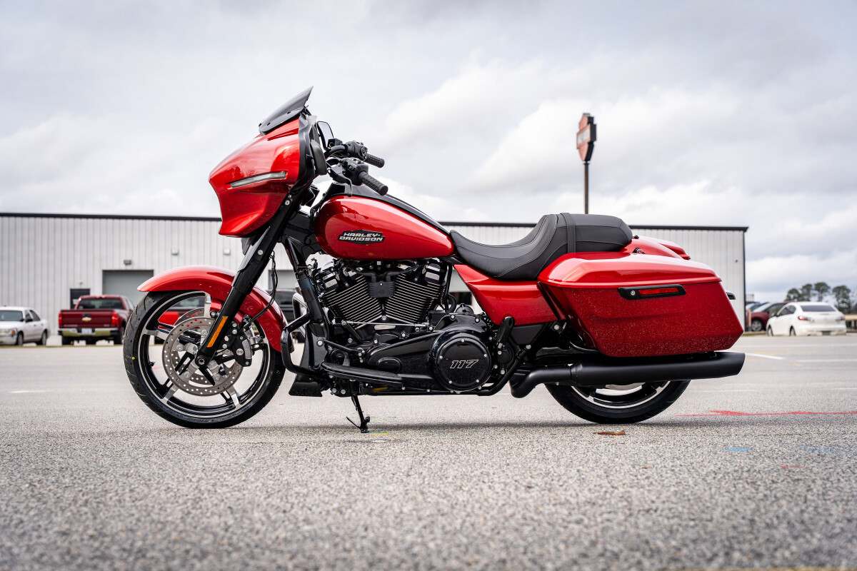 Street Glide®