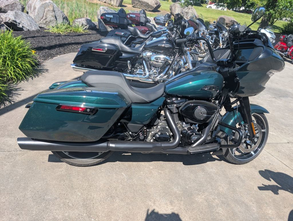 Road Glide®