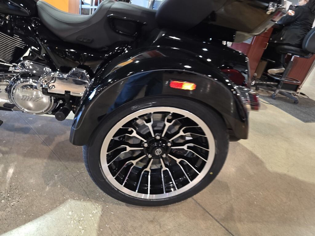 Street Glide® 3 Limited