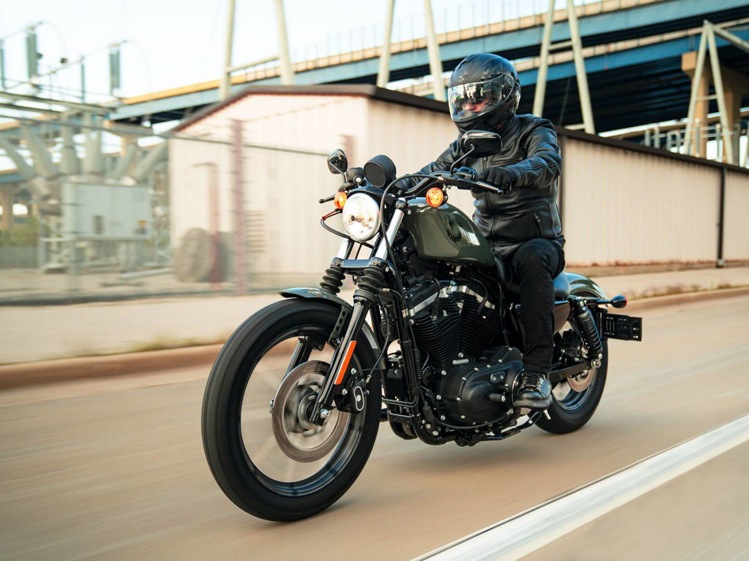 Iron 883®
