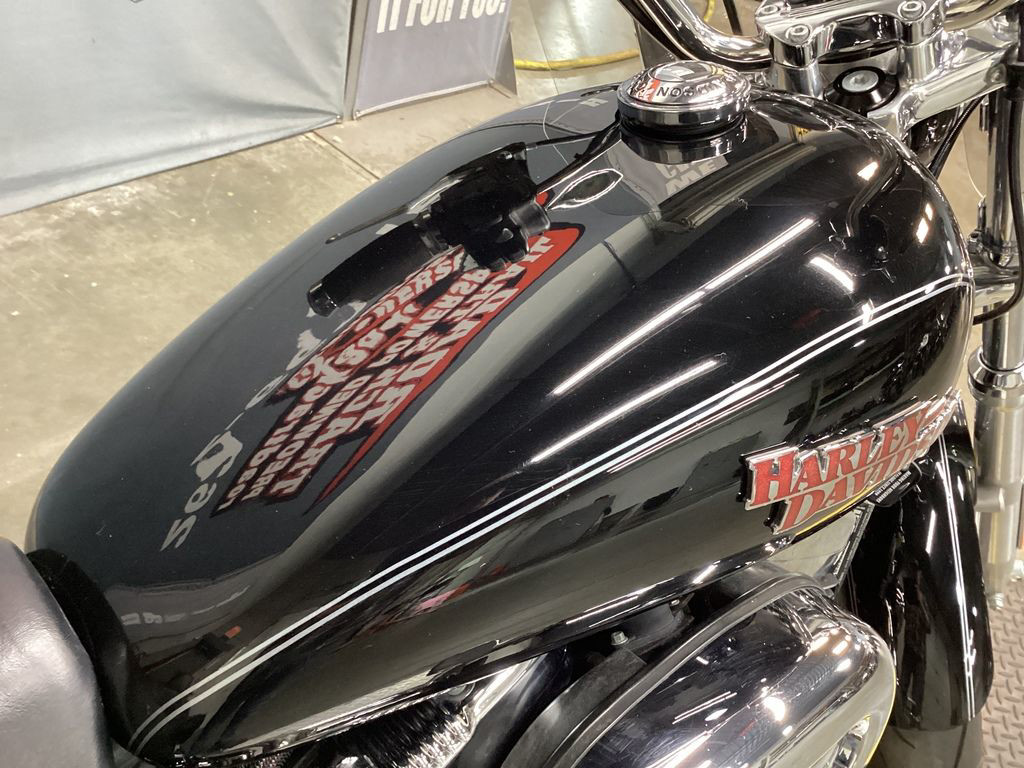 Sportster® SuperLow® 1200T