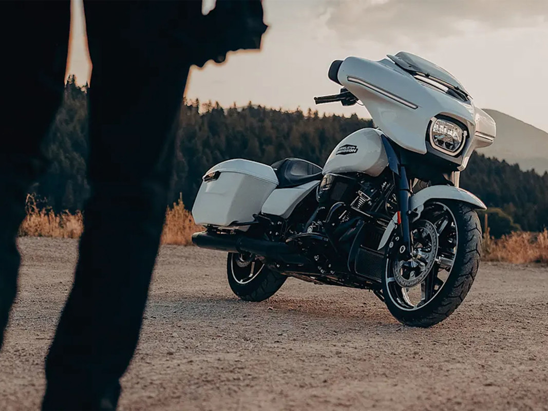 Street Glide®